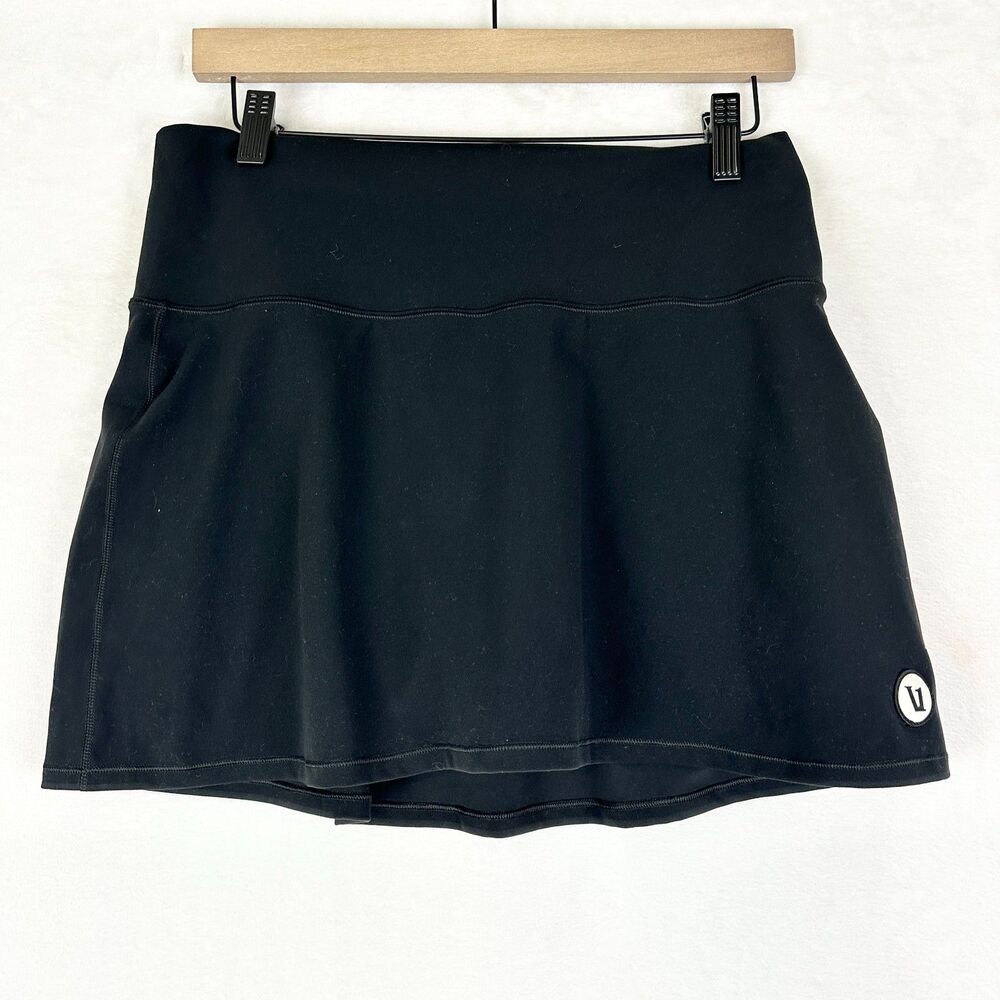 Vuori Women's Volley Skirt Size Medium Shorts Pocket High Rise Tennis Pickleball